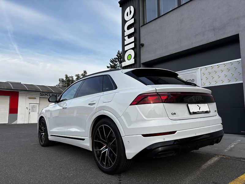 Audi Q8 (2025) 3.0 TFSI Plug In (360 kW) - fotka 3 z 12