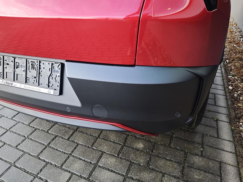 Alfa Romeo Junior (2026)  Elettrica Speciale 156PS 54kW - fotka 9 z 43