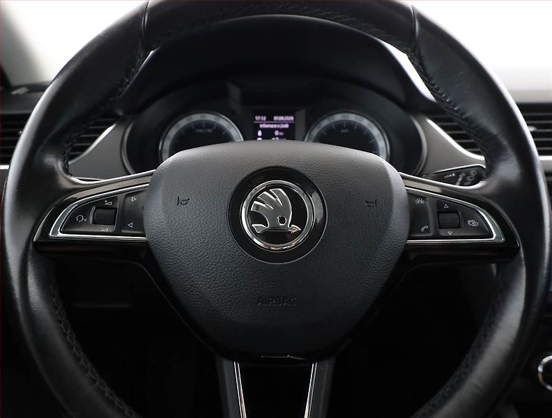Škoda Octavia (2018) Style 2.0 TDI, Automat - fotka 8 z 19