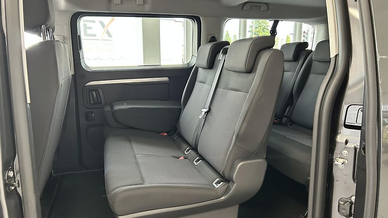 Fiat Ulysse 2.2MTJ 180k 8AT L3 - fotka 13 z 14