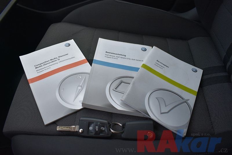 Volkswagen Golf (2015) Comfortline 1,6 TDI - fotka 27 z 41