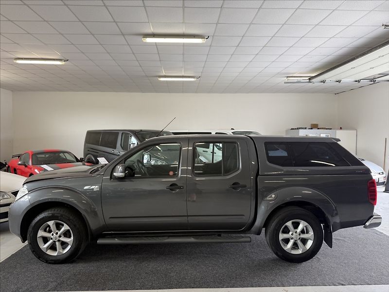 Nissan Navara 2,5 dCi 140kW,Hardtop,po servi - fotka 3 z 28