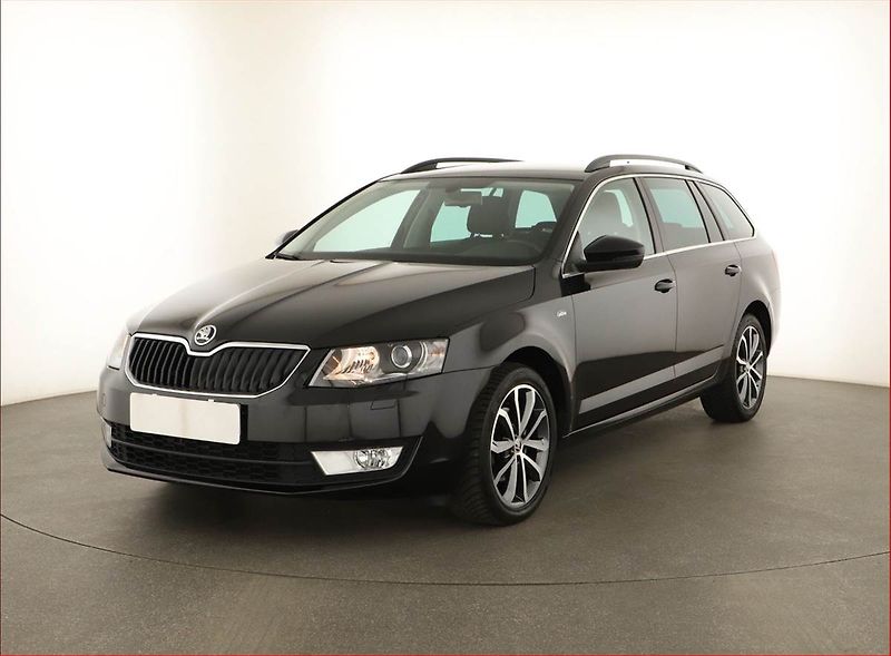 Škoda Octavia (2016) 1.4 TSI, Automat, Serv.kniha - fotka 2 z 15