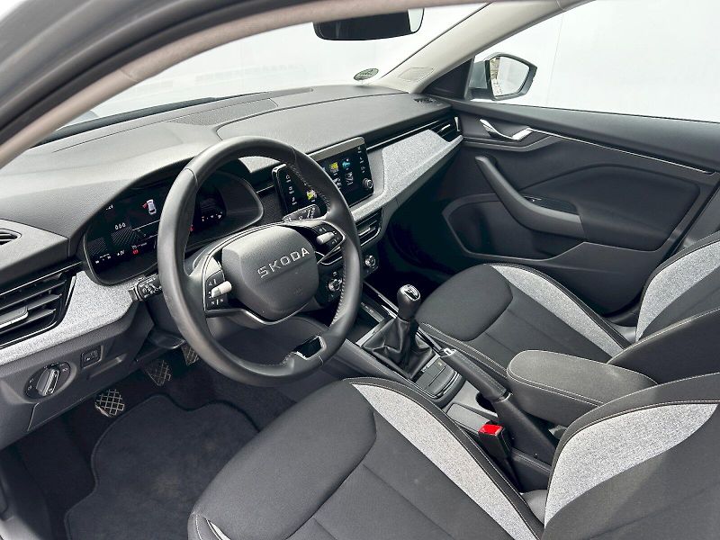 Škoda Scala (2025) 1.0 TSI 85kW MP6 Selection - fotka 22 z 32