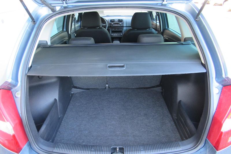 Škoda Fabia 1.2 TSi AUT. KLIMA TEMPOMAT - fotka 18 z 31