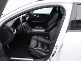 Volvo V60 2,0 T5 184kW Drive-E R-Design - náhled 12