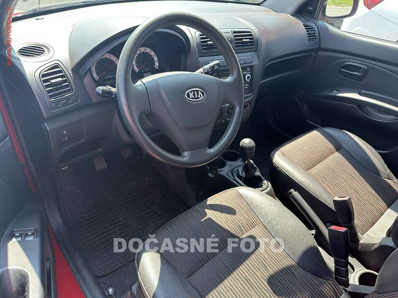 Kia Picanto (2009) 1.0i, 2.maj,ČR, AC - fotka 3 z 3