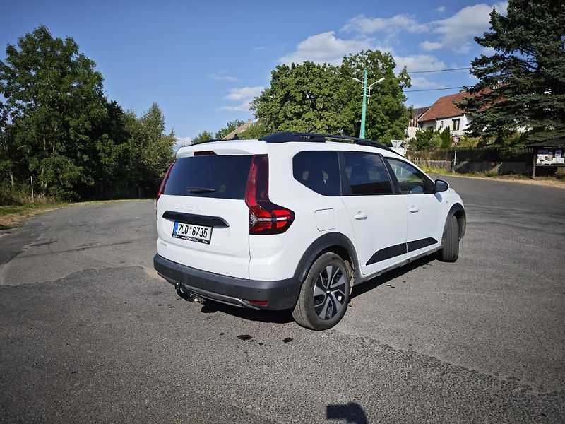 Dacia Jogger (2025) 7míst, LPG, tažné, EasyServis  - fotka 12 z 17