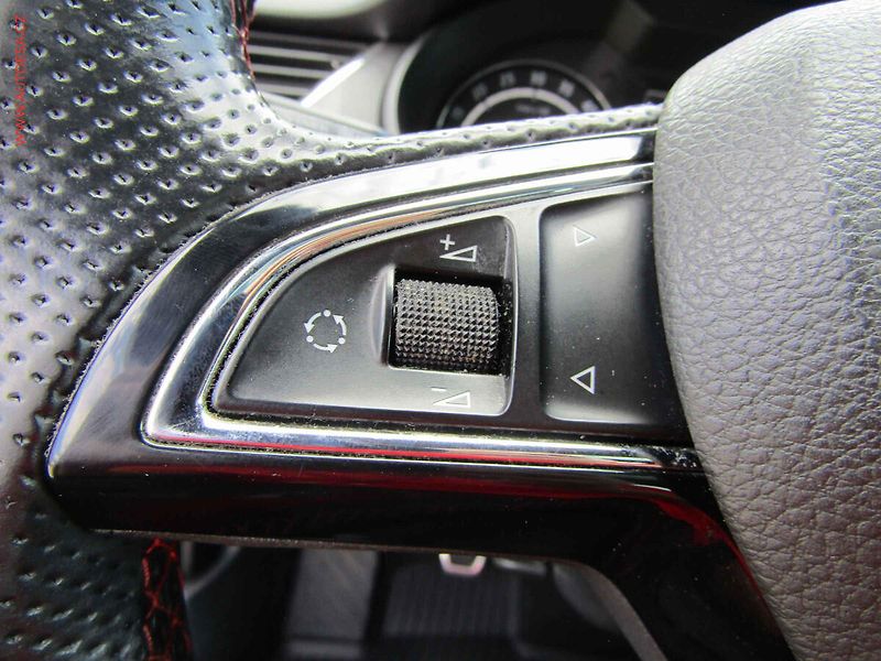 Škoda Octavia (2014) 2.0TDi, Bixen, navi - fotka 14 z 20
