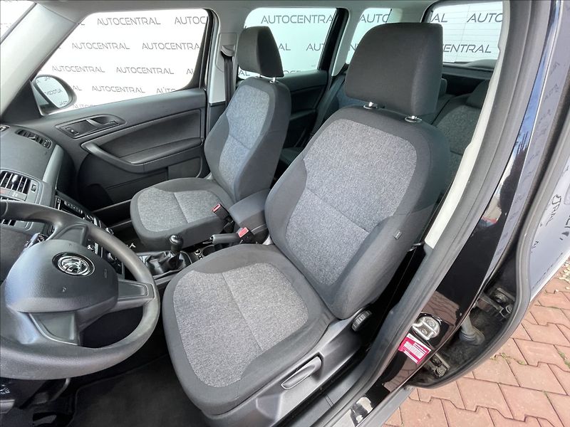 Škoda Yeti 1,2 TSi,77kW,Po servisu,STK 10 - fotka 11 z 21