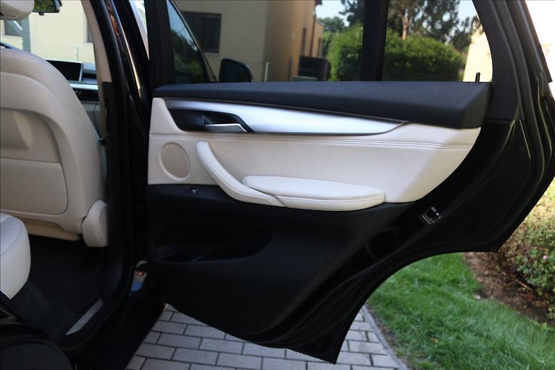 BMW X5 2,0 xDrive25d,ČR, 1. Majitel - fotka 47 z 59
