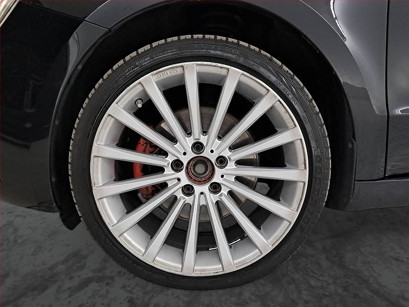Škoda Superb (2015) 2.0 TDI, Navi, Xenony - fotka 14 z 21
