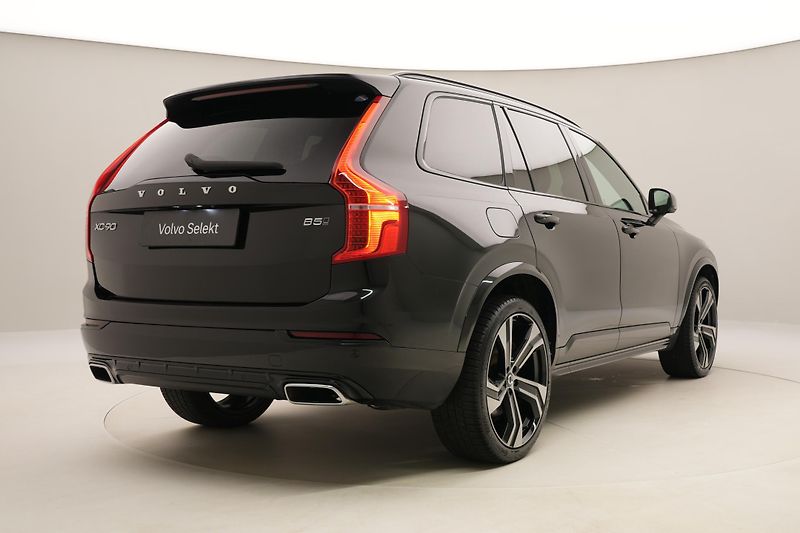 Volvo XC90 B5 AWD R-DESIGN AUT 7míst - fotka 13 z 52