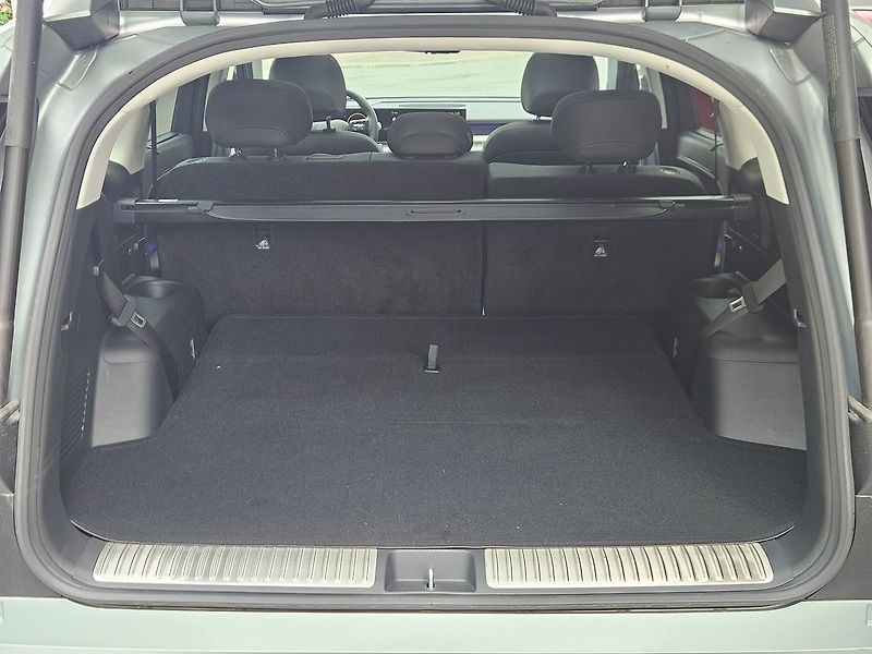 Hyundai Ostatní 110.3 kWh 314kW, 4x4, 1.maj. - fotka 57 z 62