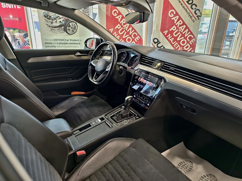 Volkswagen Passat 2.0 TDi DSG ELEGANCE, DCC, ČR  - fotka 8 z 26