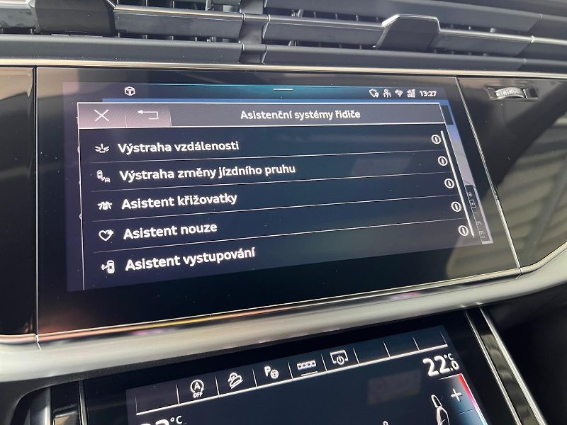 Audi Q7 (2025) S-LINE 50TDI 7MÍST TAŽNÝ DPH  - fotka 30 z 32
