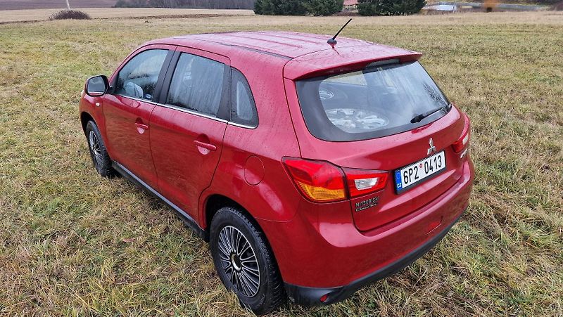 Mitsubishi ASX 1,8DDi 4x4 Manuál Nové ČR - fotka 9 z 17