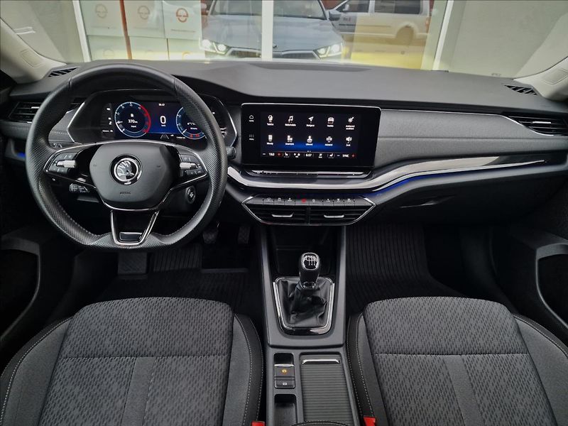 Škoda Octavia 2.0TDI Style, původ ČR,1.Maj. - fotka 24 z 50