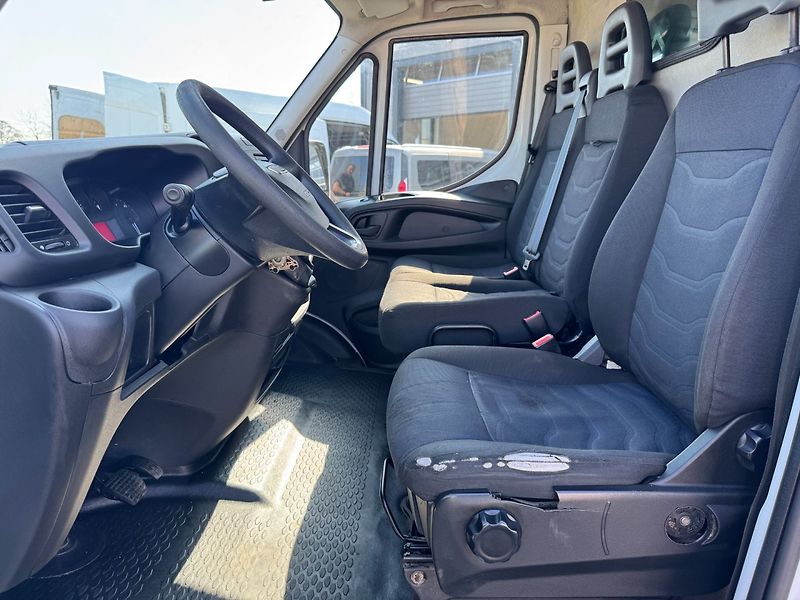 Iveco Daily (2019) 35S16 2.3 115 Kw - fotka 10 z 22