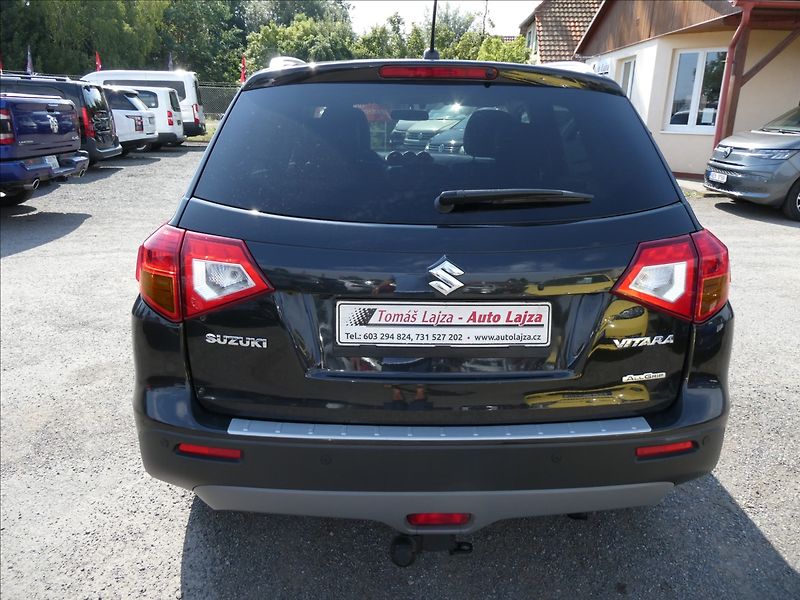 Suzuki Vitara 1,4 T 103kW 4x4 automat,závěs - fotka 8 z 49