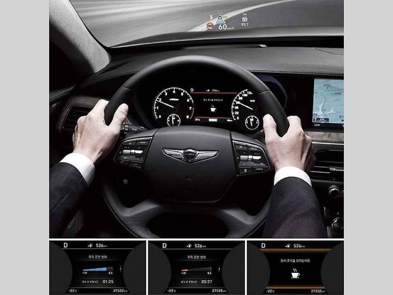 Genesis G90.
