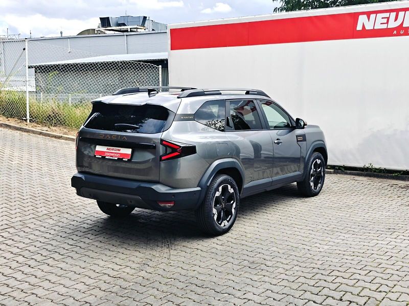 Dacia Bigster (2025) 1,2 mild hybrid-G 140 Extreme - fotka 24 z 27