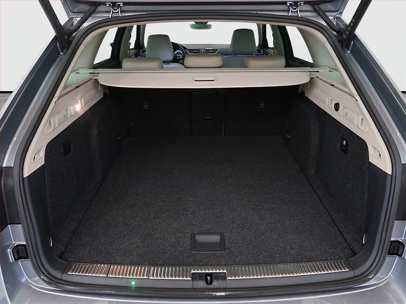 Škoda Superb (2016) Laurin&Klement 2.0 TSI, 4X4 - fotka 14 z 16