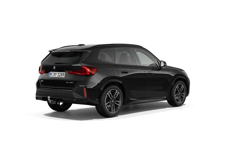 BMW X1 sDrive20i - fotka 2 z 4