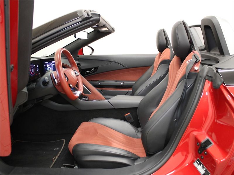 MG Cyberster 0,1 510koní AWD GT 31tkm.ČR - fotka 7 z 29