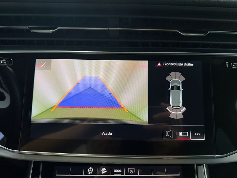 Audi Q7 50TDI QUATTRO S-LINE, VZDUCH, - fotka 15 z 30