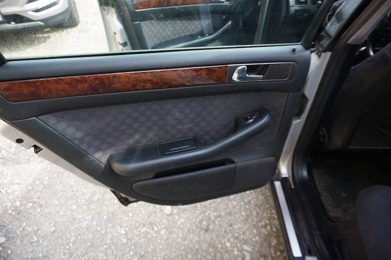 Audi A6 (2000) AVANT - fotka 5 z 23