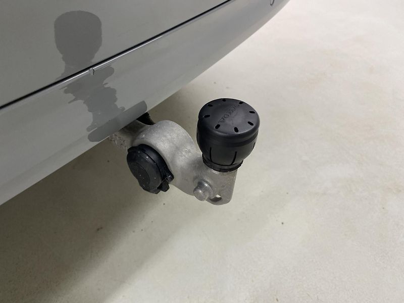 Volvo XC90 B5 AWD BRIGHT PLUS - fotka 38 z 66