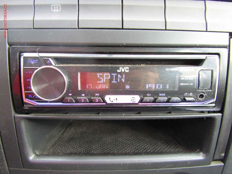 Škoda Fabia (2006) 1.2 HTP, 1.maj,ČR, Ambiente - fotka 16 z 16