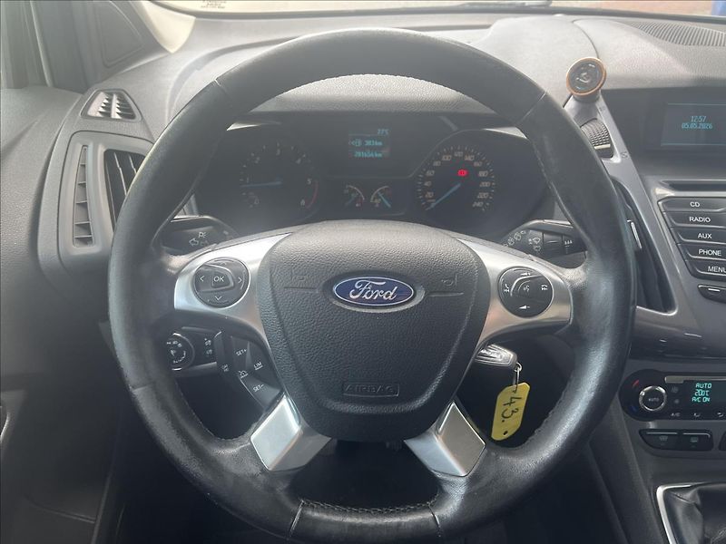 Ford Tourneo Connect 1,5 TDCi - fotka 12 z 19