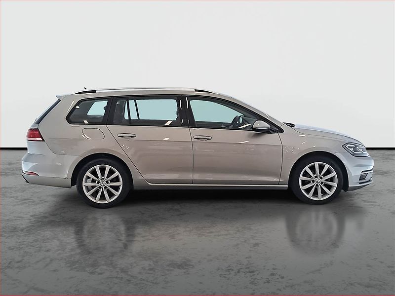 Volkswagen Golf (2018) Comfortline 1.5 TSI - fotka 6 z 17