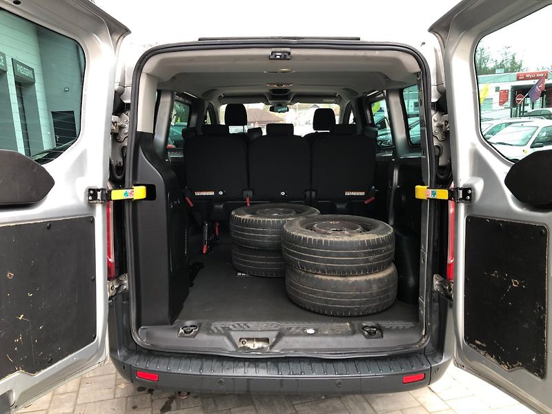 Ford Transit Custom (2014) 2.2 TDCi - fotka 23 z 26