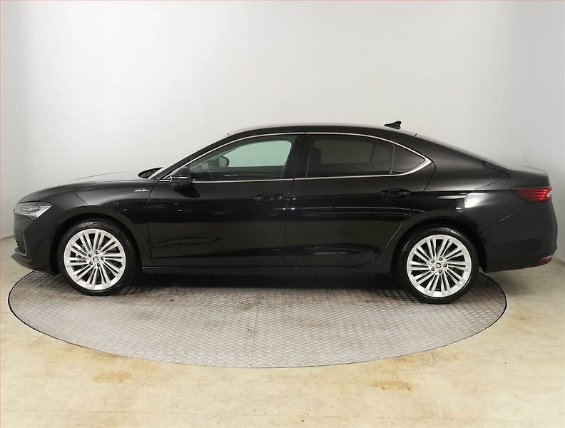 Škoda Superb (2024) 2.0 TDI - fotka 3 z 30