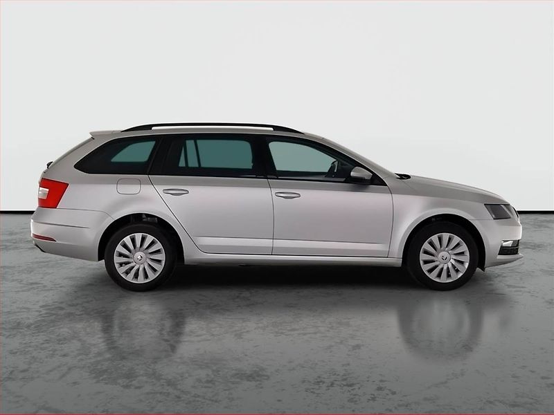 Škoda Octavia (2018) Ambition Plus 1.5 TSI, ČR - fotka 6 z 18