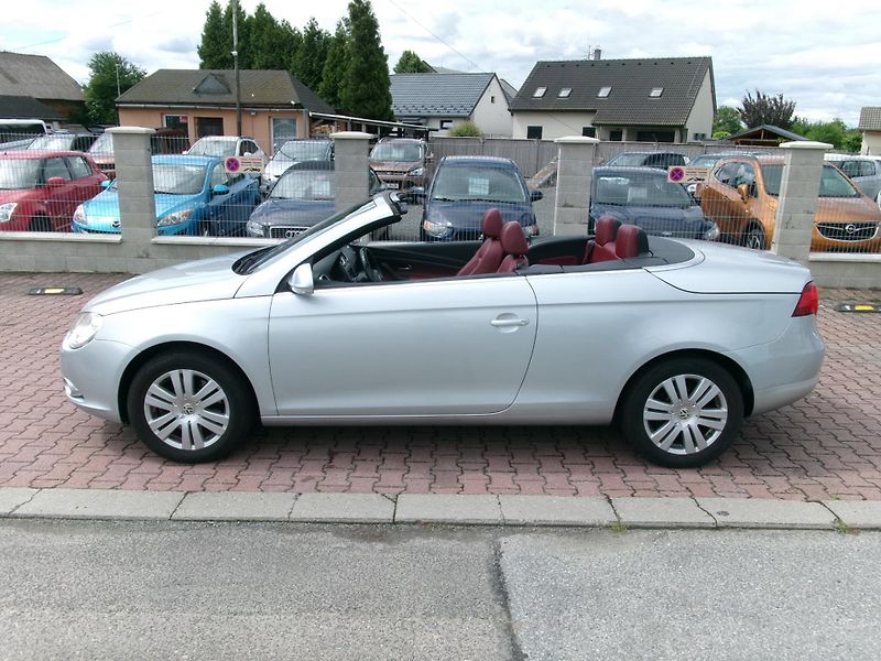 Volkswagen EOS (2008) 2,0TDI 8V CABRIO  - fotka 8 z 45