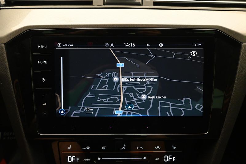 Volkswagen Passat 2,0 TDI 110KW DSG BUSINESS Zár - fotka 20 z 32