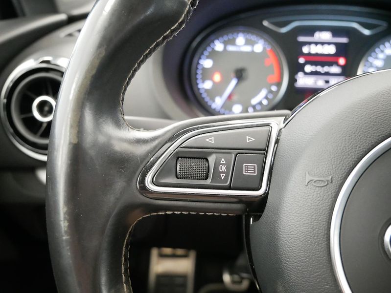 Audi S3 - fotka 15 z 26