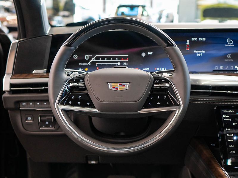 Cadillac Escalade (2026) 6.2 V8 Sport Platinum 2026 - fotka 19 z 46