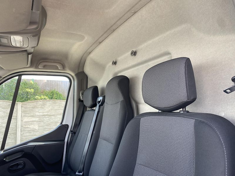 Renault Master 2.3DCi 145PS CZ DPH 99TKM TOP! - fotka 95 z 145