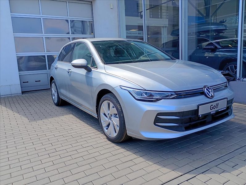 Volkswagen Golf (2026) 1,5 TSI 85kW 6G  People - fotka 3 z 15
