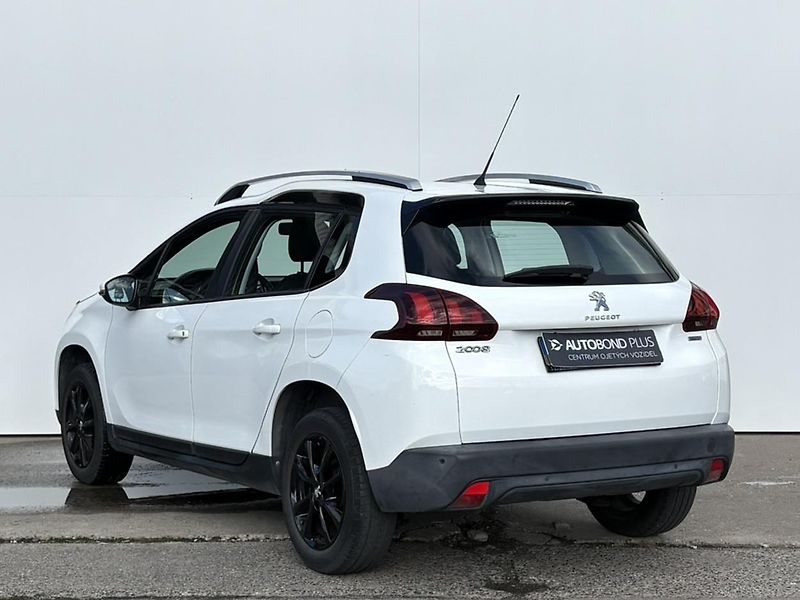 Peugeot 2008 1.2 PureTech 82k ACTIVE CITY - fotka 7 z 22