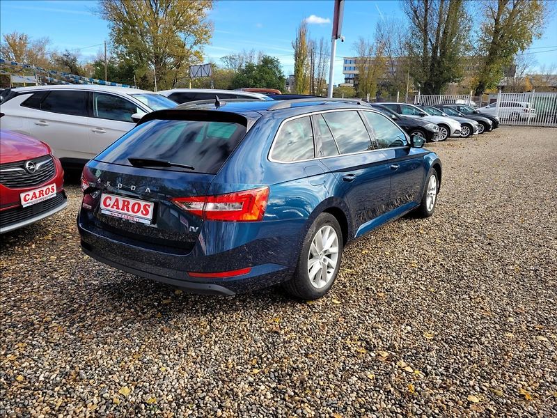Škoda Superb 1,4 TSI,PHEV,DSG,LED,NAVI,VÝHŘ - fotka 6 z 47