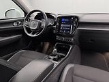 Volvo XC40 T4 AWD MOMENTUM CZ REZERVACE - náhled 20