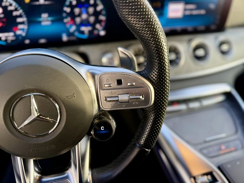 Mercedes-Benz AMG GT (2020) 63 4MATIC+ - fotka 26 z 44