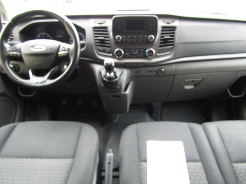 Ford Transit Custom (2019) 2.0 TDCi 96kW  9 MÍST - fotka 24 z 33