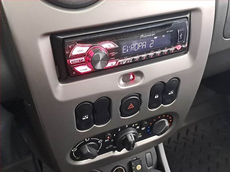 Dacia Duster (2013) 1.6 16V, LPG, 4X4 - fotka 12 z 14